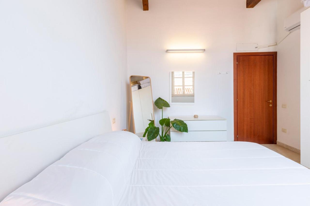 Castello Attic Sunset Terrace Leilighet Cagliari Eksteriør bilde